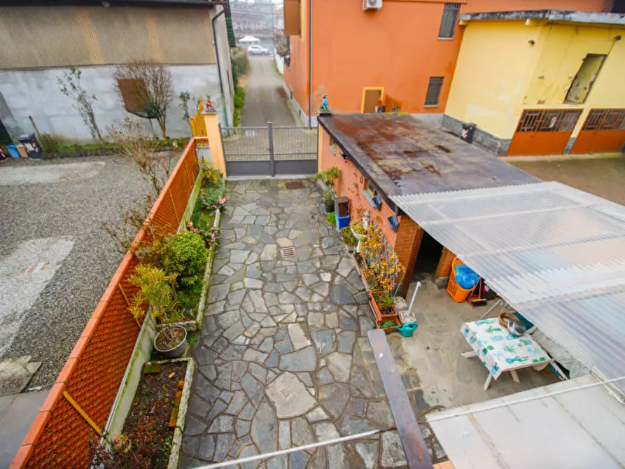 Immagine 5 di Casa indipendente in vendita  in via roveglia ruffini 25 a Leini