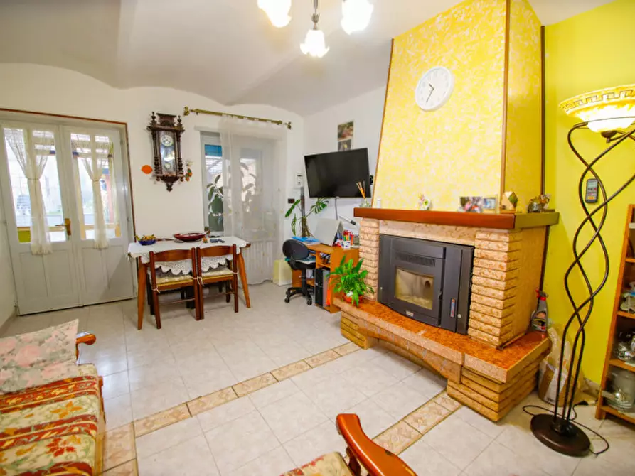 Immagine 18 di Casa indipendente in vendita  in via roveglia ruffini 25 a Leini