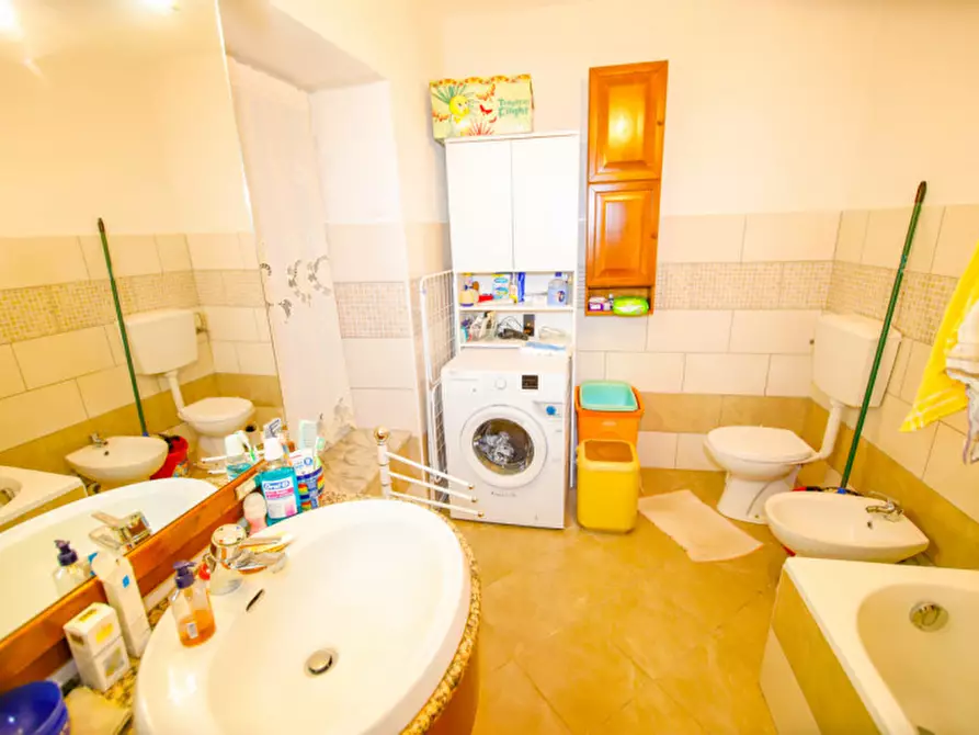 Immagine 25 di Casa indipendente in vendita  in via roveglia ruffini 25 a Leini