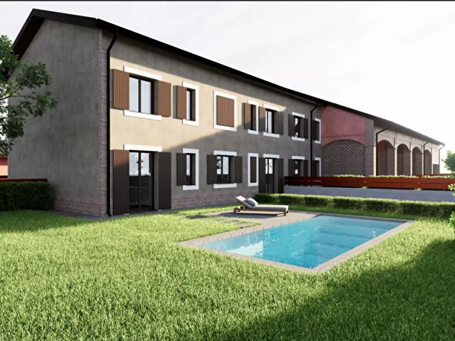 Immagine 4 di Rustico / casale in vendita  in Via Enrico Forlanini a Parma