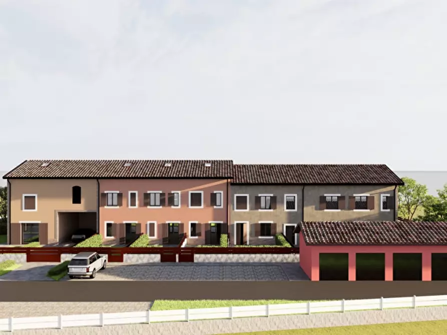 Immagine 7 di Rustico / casale in vendita  in Via Enrico Forlanini a Parma