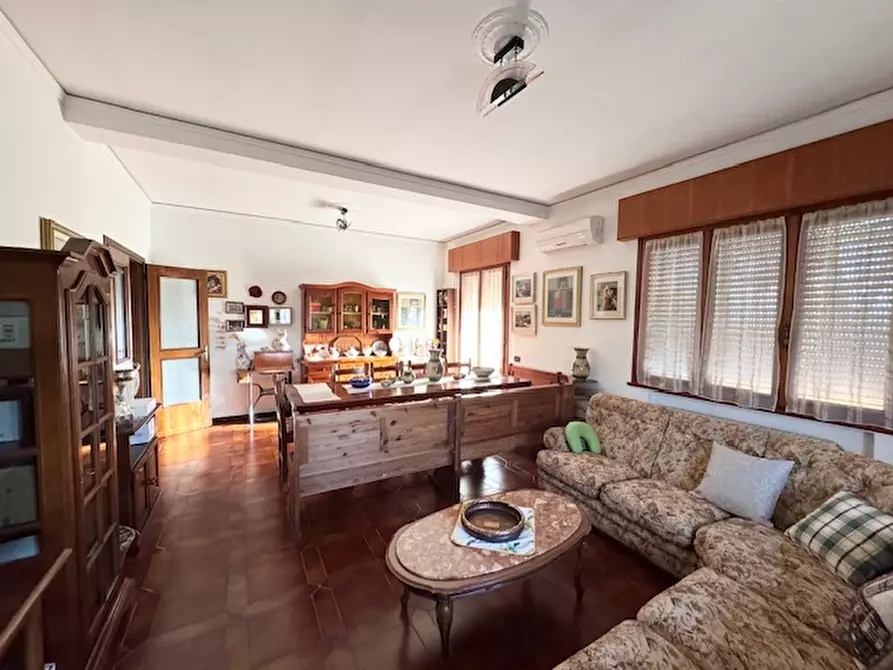 Immagine 8 di Casa bifamiliare in vendita  a Veggiano