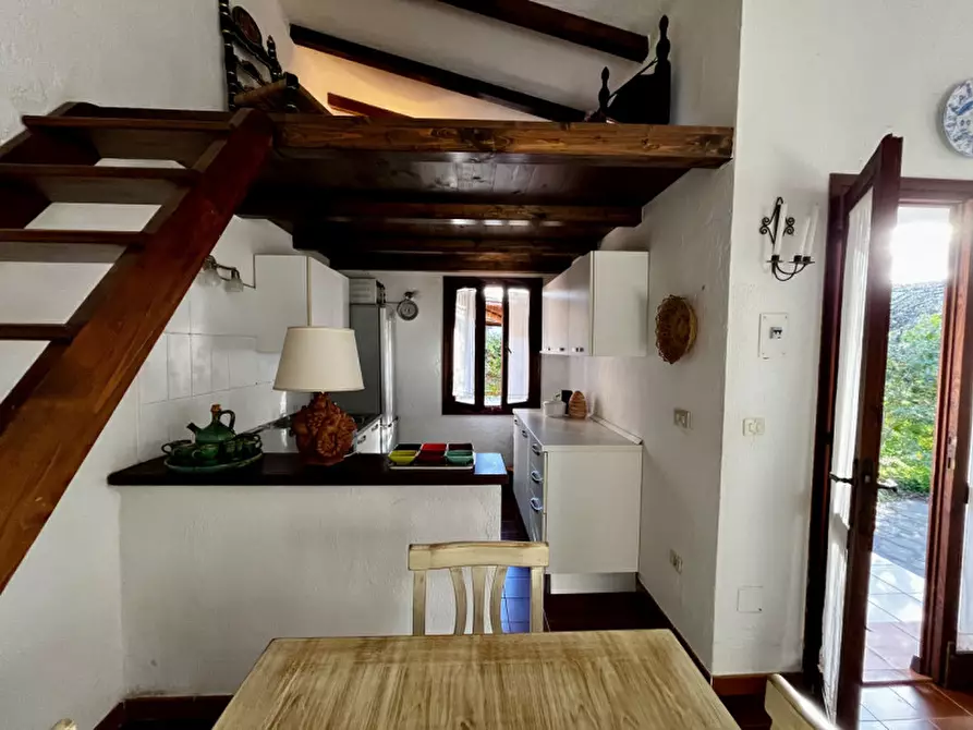 Immagine 3 di Villetta a schiera in vendita  in Via Sassari a San Teodoro