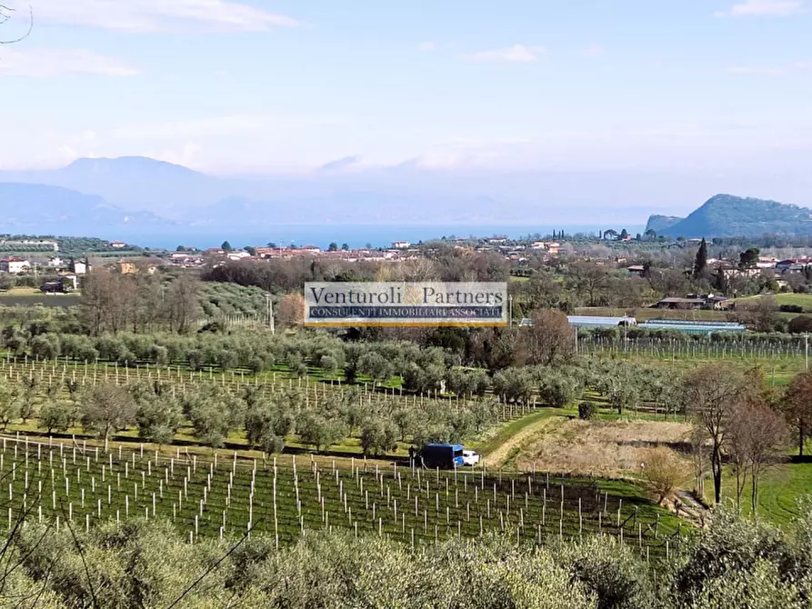 Immagine 1 di Terreno in vendita  in s.p. XXV a Puegnago Sul Garda