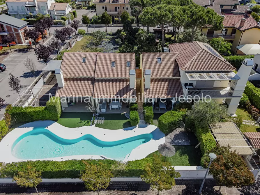 Immagine 2 di Appartamento in vendita  in Via Arrigo Boito a Jesolo