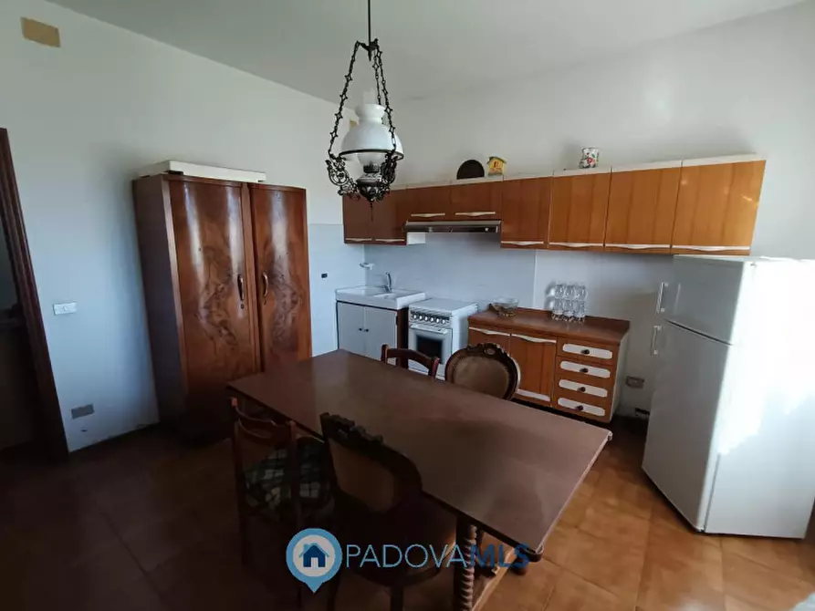 Immagine 4 di Casa indipendente in vendita  in Via Alteniero Azzoni, 1 a Padova