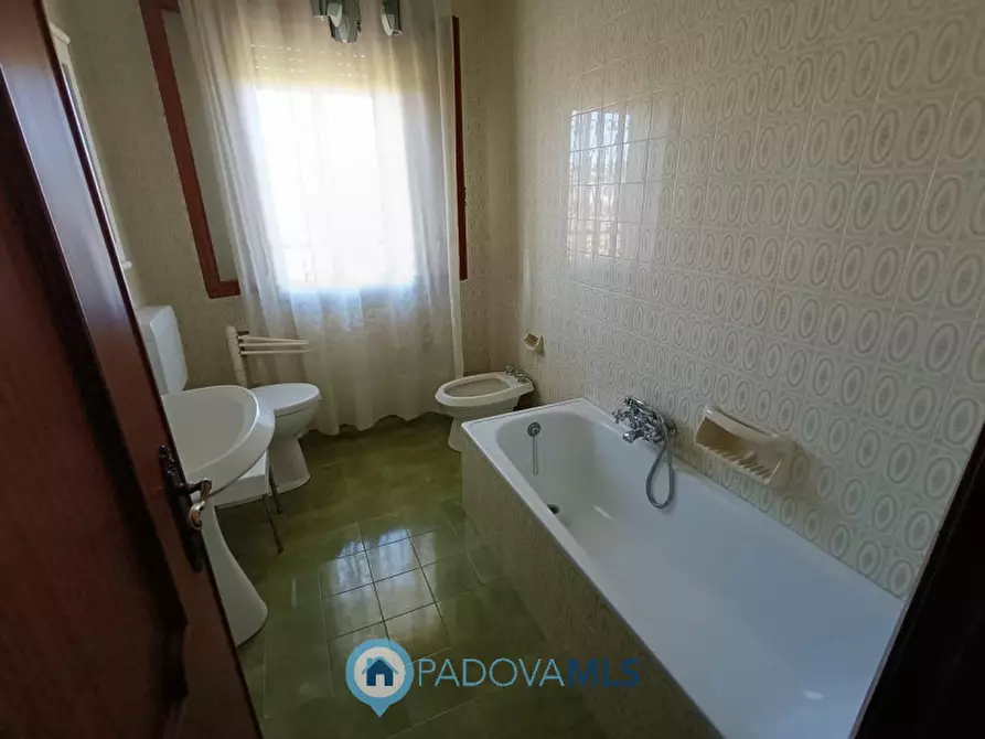 Immagine 13 di Casa indipendente in vendita  in Via Alteniero Azzoni, 1 a Padova