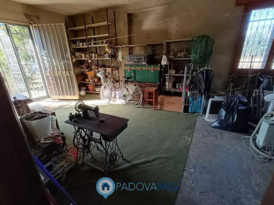 Immagine 17 di Casa indipendente in vendita  in Via Alteniero Azzoni, 1 a Padova