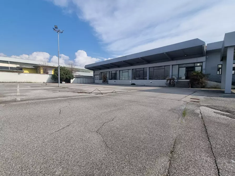 Immagine 4 di Capannone industriale in affitto  in VIA LUIGI GALVANI a Pistoia