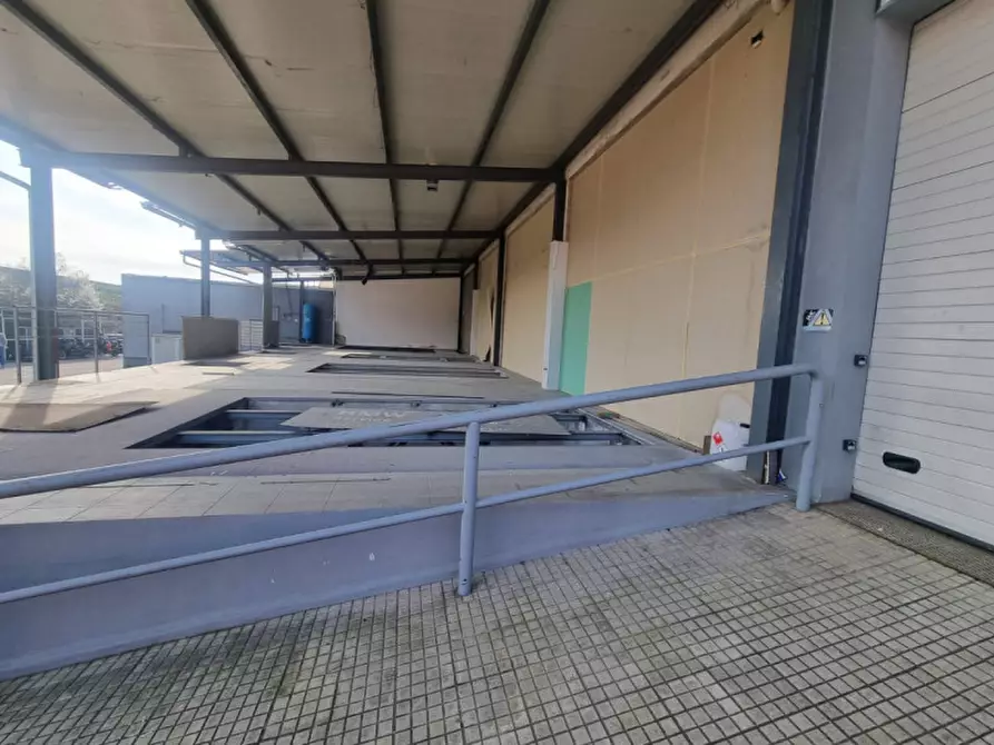 Immagine 7 di Capannone industriale in affitto  in VIA LUIGI GALVANI a Pistoia