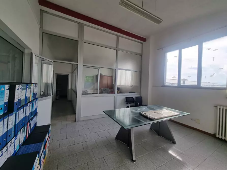 Immagine 26 di Capannone industriale in affitto  in VIA LUIGI GALVANI a Pistoia