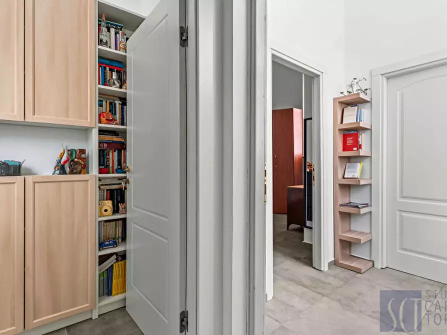 Immagine 8 di Appartamento in vendita  in VIA CARLO BERTOLAZZI, 10 a Milano