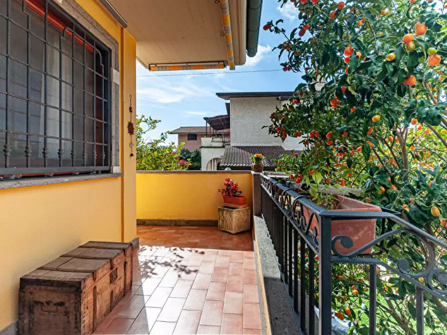 Immagine 26 di Villa in vendita  in Via Pier Alessandro Guglielmi 98 a Roma