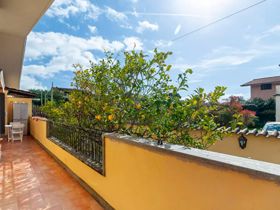 Immagine 27 di Villa in vendita  in Via Pier Alessandro Guglielmi 98 a Roma