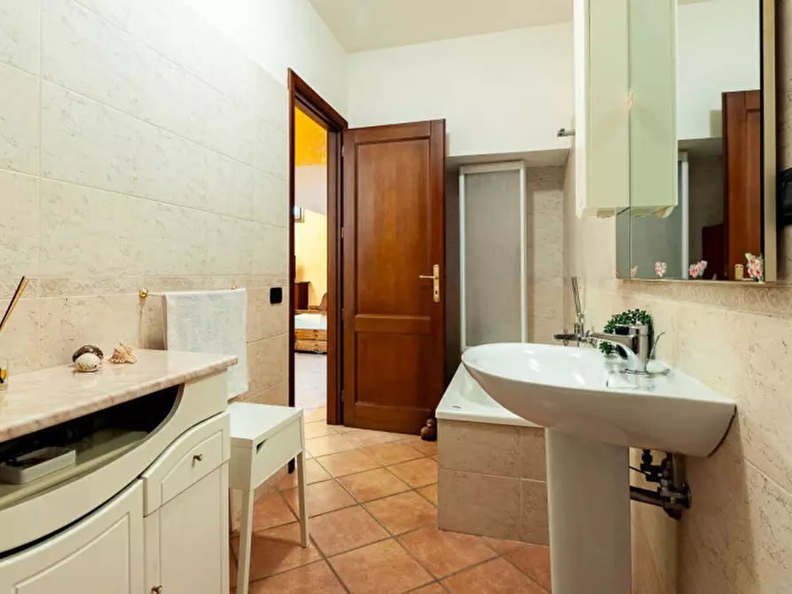 Immagine 34 di Villa in vendita  in Via Pier Alessandro Guglielmi 98 a Roma