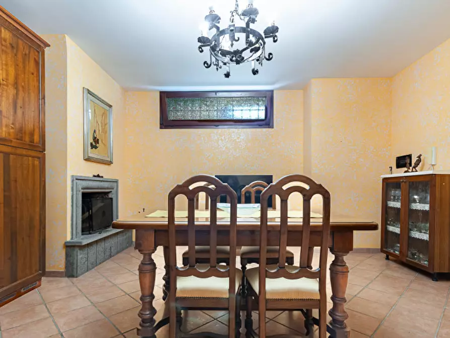 Immagine 43 di Villa in vendita  in Via Pier Alessandro Guglielmi 98 a Roma