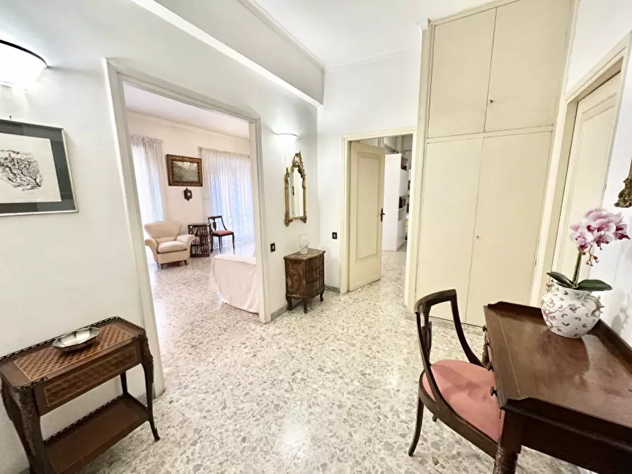 Immagine 3 di Appartamento in vendita  in Via della Divisione Torino a Roma