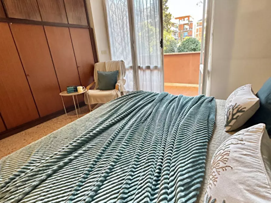 Immagine 12 di Appartamento in vendita  in Via della Divisione Torino a Roma