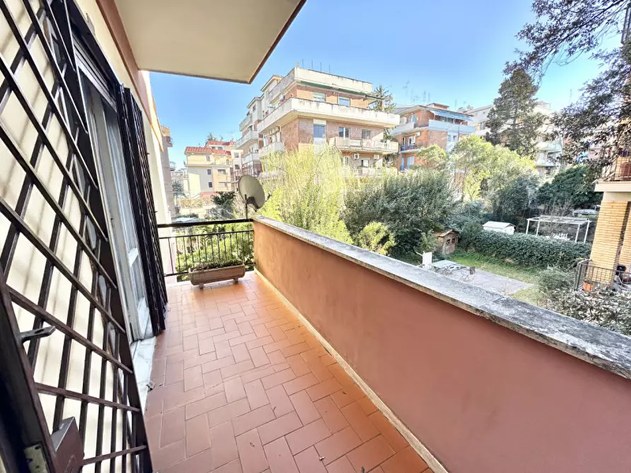 Immagine 27 di Appartamento in vendita  in Via della Divisione Torino a Roma