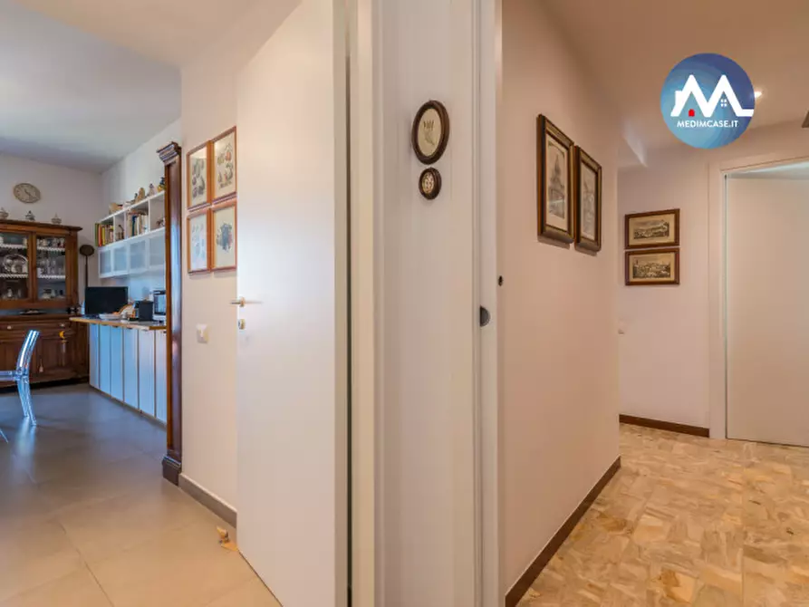 Immagine 6 di Appartamento in vendita  in Piazza Francesco Redi a Pesaro