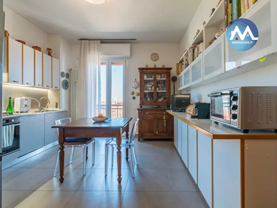 Immagine 7 di Appartamento in vendita  in Piazza Francesco Redi a Pesaro