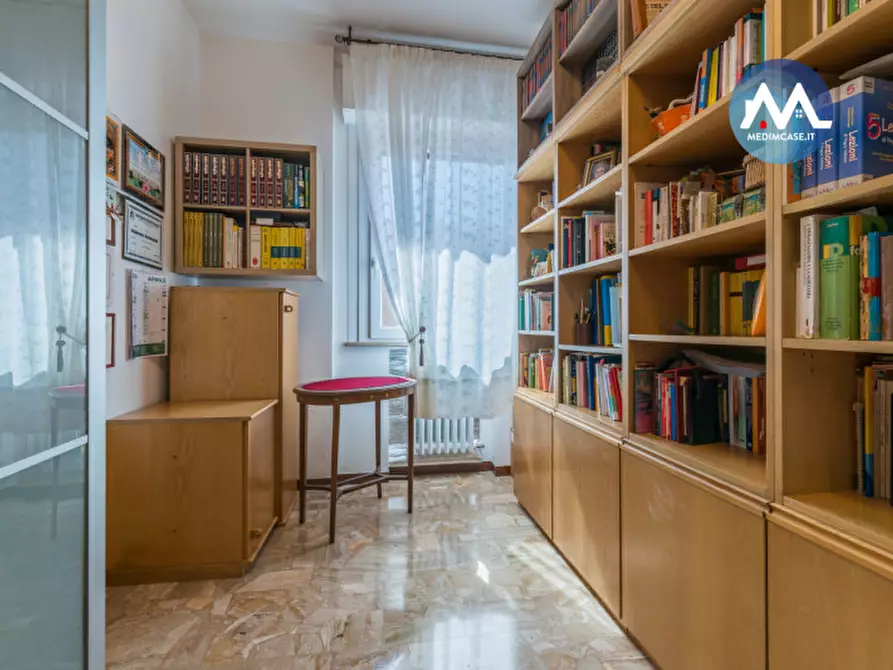 Immagine 13 di Appartamento in vendita  in Piazza Francesco Redi a Pesaro