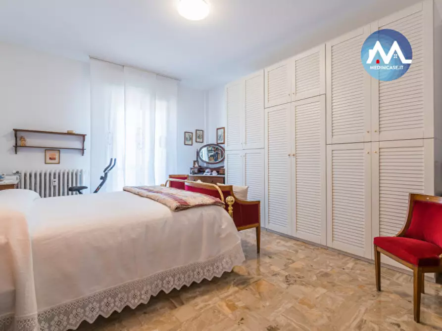 Immagine 17 di Appartamento in vendita  in Piazza Francesco Redi a Pesaro