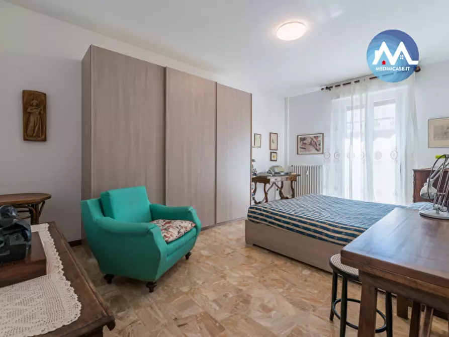 Immagine 22 di Appartamento in vendita  in Piazza Francesco Redi a Pesaro