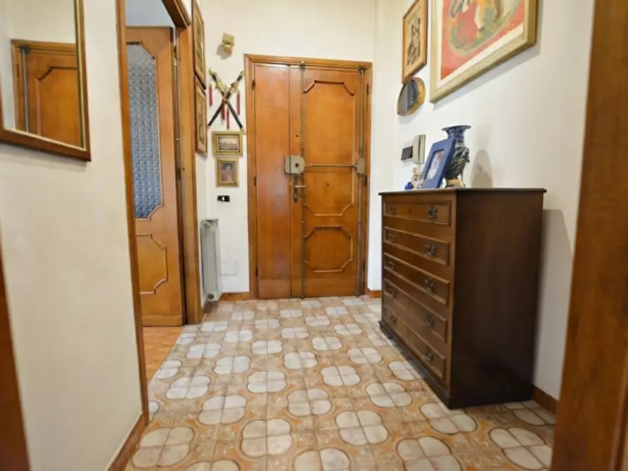 Immagine 3 di Appartamento in vendita  in Via Agnello da Pisa 30 a Roma