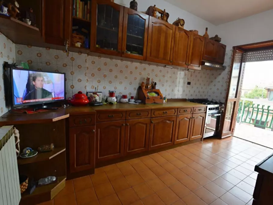 Immagine 11 di Appartamento in vendita  in Via Agnello da Pisa 30 a Roma