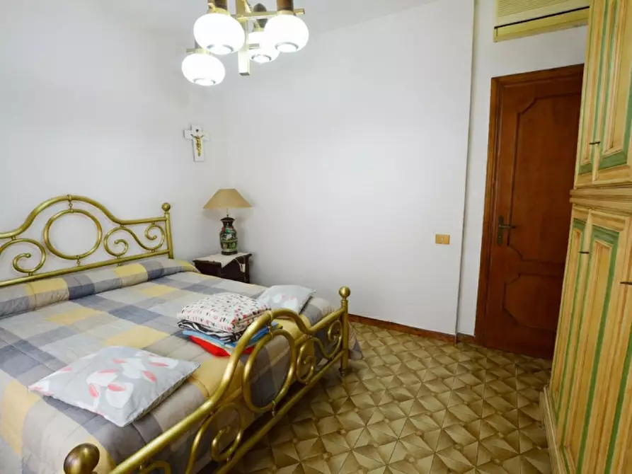 Immagine 13 di Appartamento in vendita  in Via Agnello da Pisa 30 a Roma