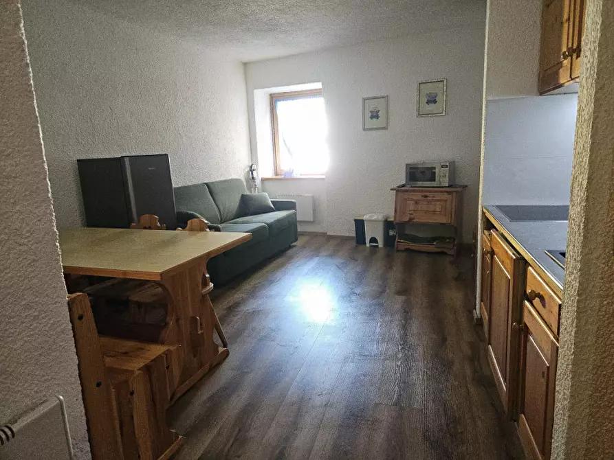 Immagine 3 di Appartamento in vendita  a Malè