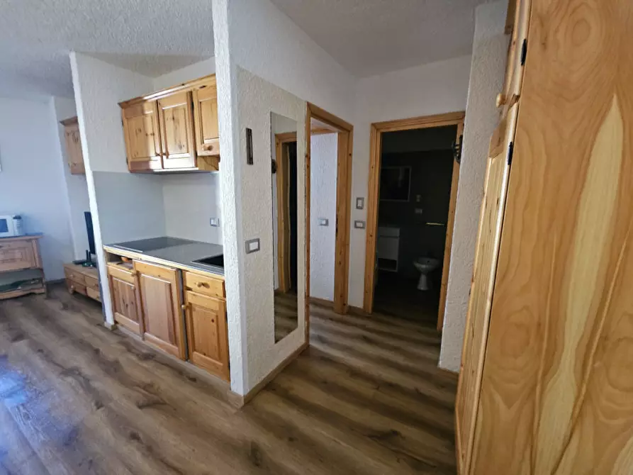 Immagine 4 di Appartamento in vendita  a Malè