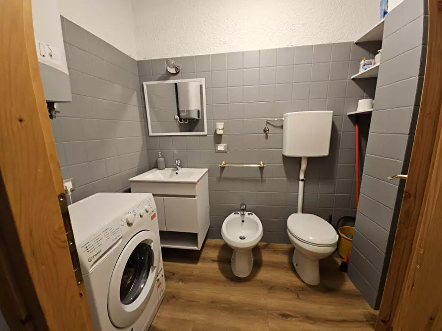 Immagine 12 di Appartamento in vendita  a Malè