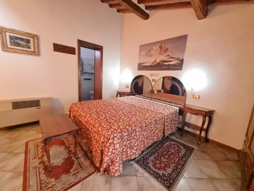 Immagine 22 di Villa in vendita  in PIAZZALE MICHELANGELO a Firenze