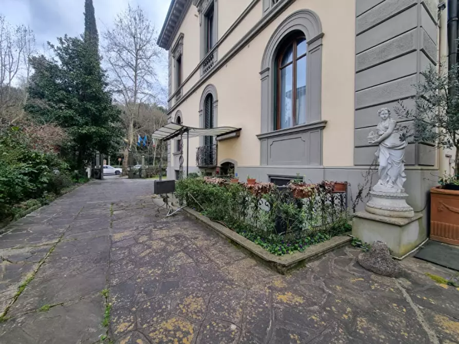 Immagine 29 di Villa in vendita  in PIAZZALE MICHELANGELO a Firenze