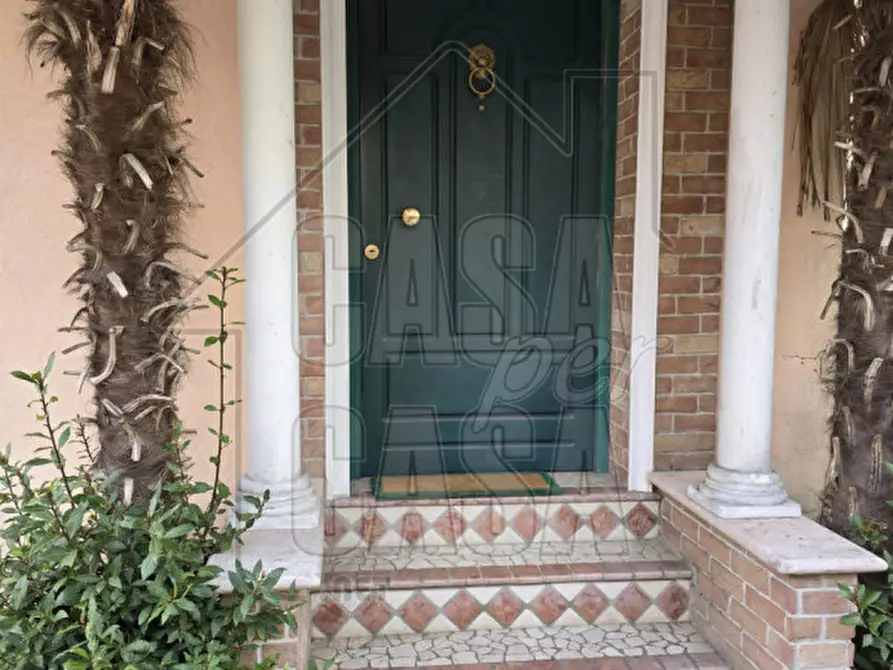 Immagine 1 di Appartamento in affitto  a Padova