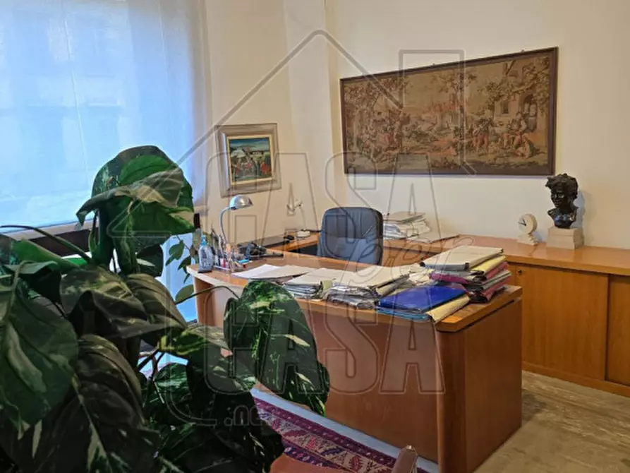 Immagine 2 di Ufficio in vendita  in Piazza De Gasperi a Padova