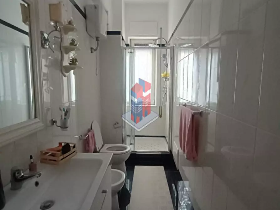 Immagine 12 di Appartamento in vendita  in ARENELLA - APPARTAMENTO CON TERRAZZO a Napoli