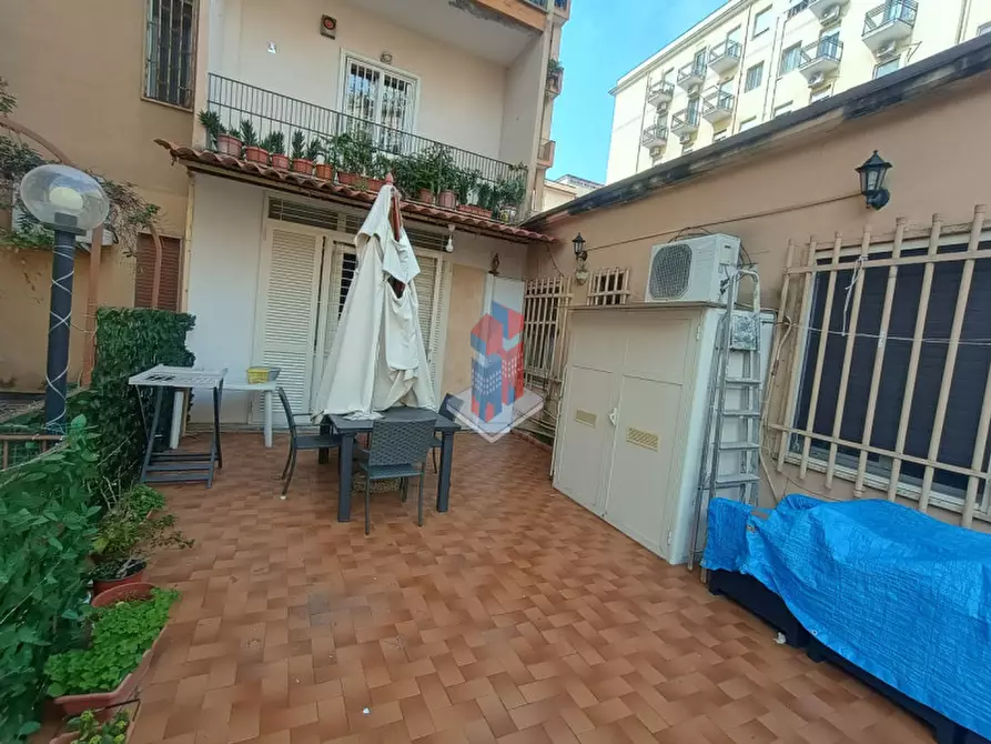 Immagine 15 di Appartamento in vendita  in ARENELLA - APPARTAMENTO CON TERRAZZO a Napoli