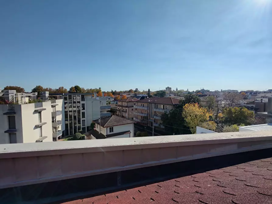 Immagine 15 di Attico in vendita  a Padova