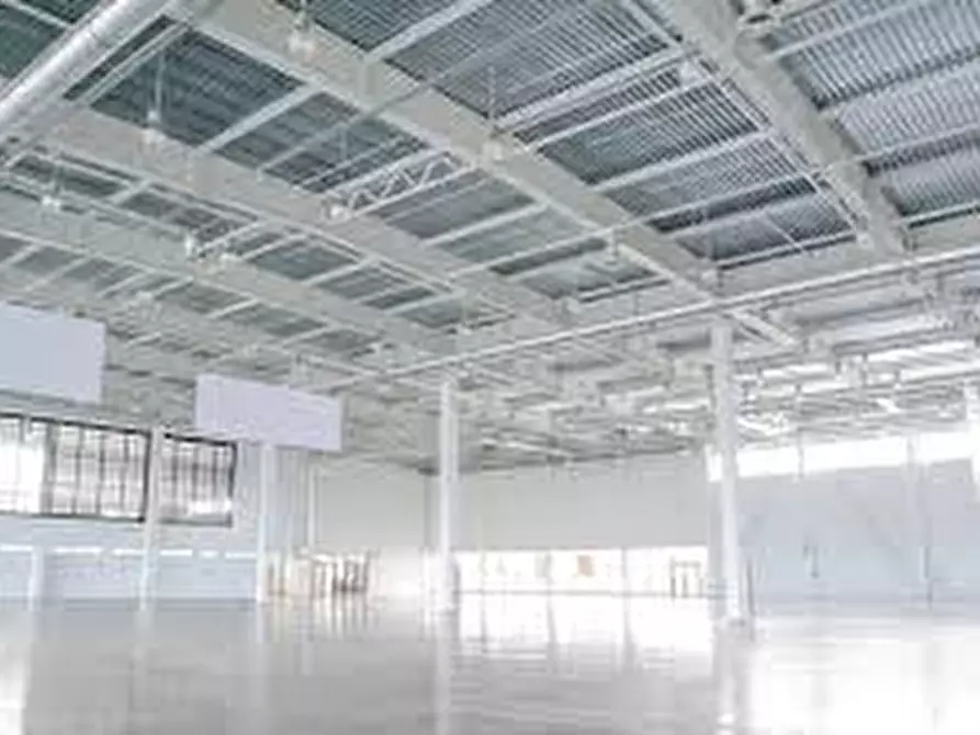 Immagine 5 di Capannone industriale in vendita  in Viale della Tecnica a Vicenza