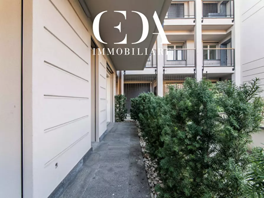 Immagine 8 di Ufficio in vendita  in piazza visconti 13 a Rho