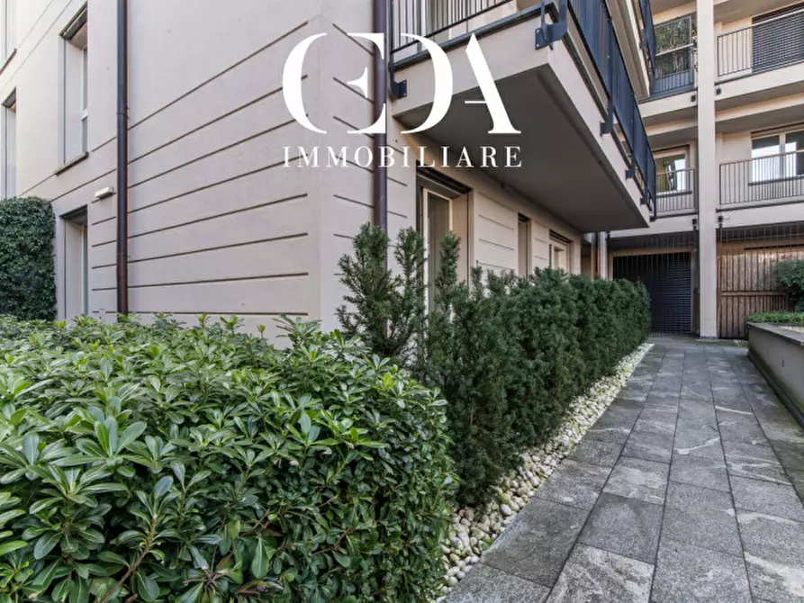 Immagine 10 di Ufficio in vendita  in piazza visconti 13 a Rho