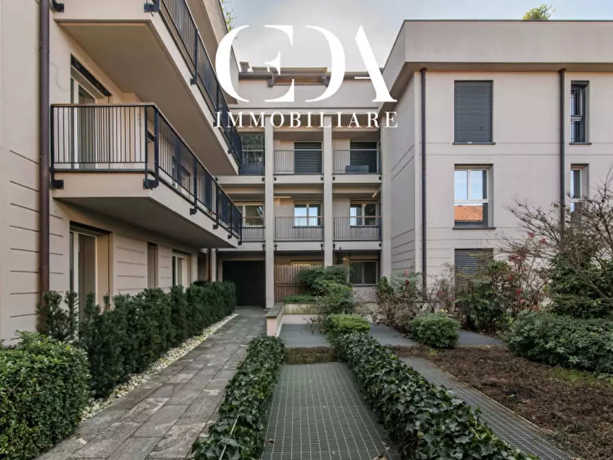 Immagine 12 di Ufficio in vendita  in piazza visconti 13 a Rho