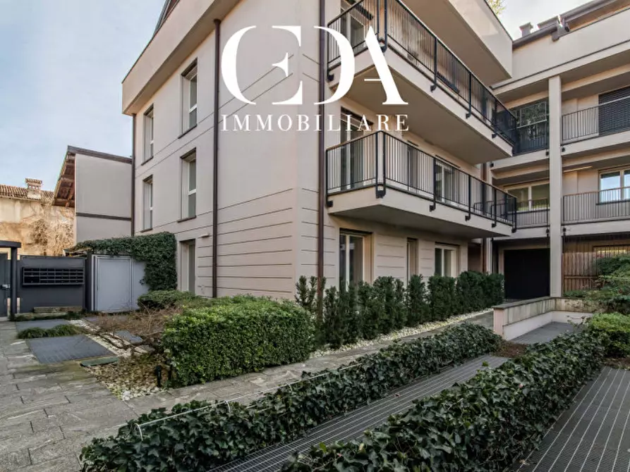 Immagine 13 di Ufficio in vendita  in piazza visconti 13 a Rho