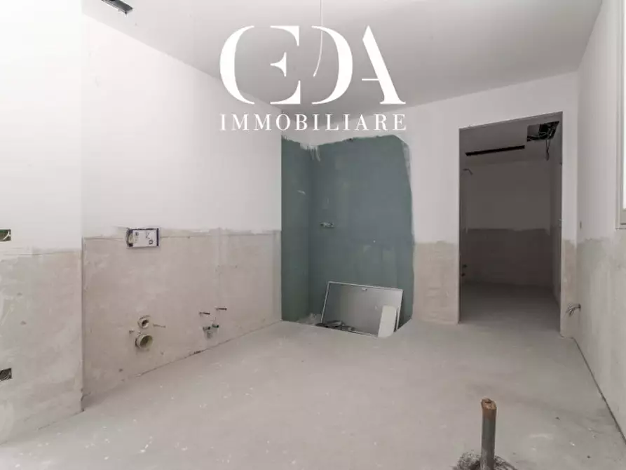 Immagine 6 di Appartamento in vendita  in piazza visconti 13 a Rho