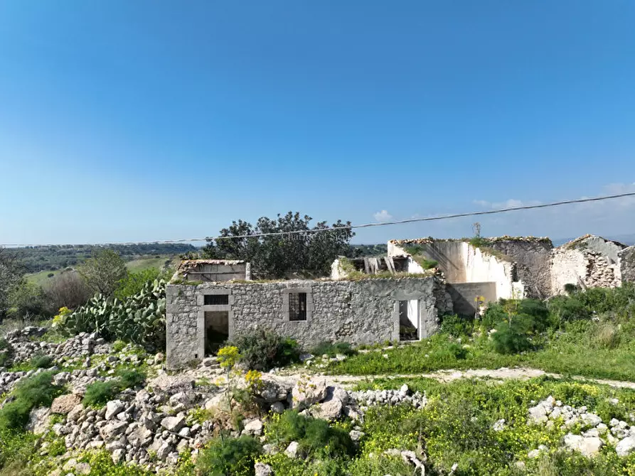 Immagine 22 di Terreno in vendita  a Noto