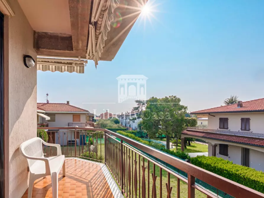 Immagine 5 di Appartamento in vendita  in Viale Ugo Foscolo a Toscolano-Maderno