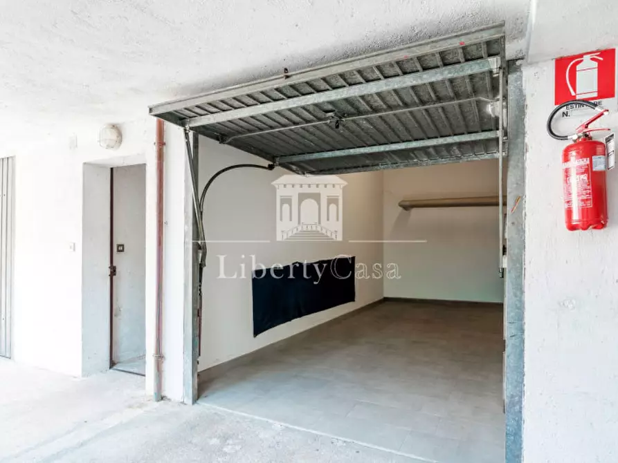 Immagine 20 di Appartamento in vendita  in Viale Ugo Foscolo a Toscolano-Maderno